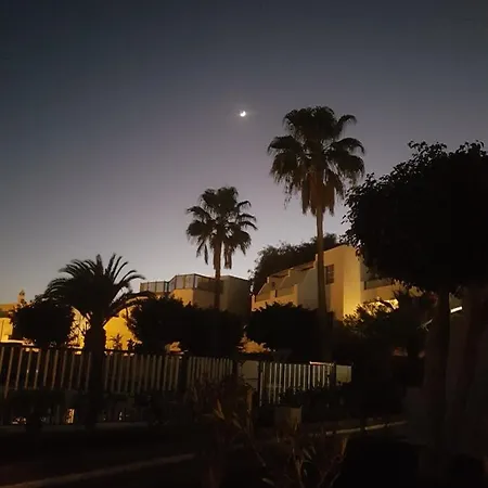 Atalaya 1st Floor Poolside Puerto del Carmen (Lanzarote)