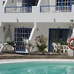 Atalaya 1st Floor Poolside Apartman *